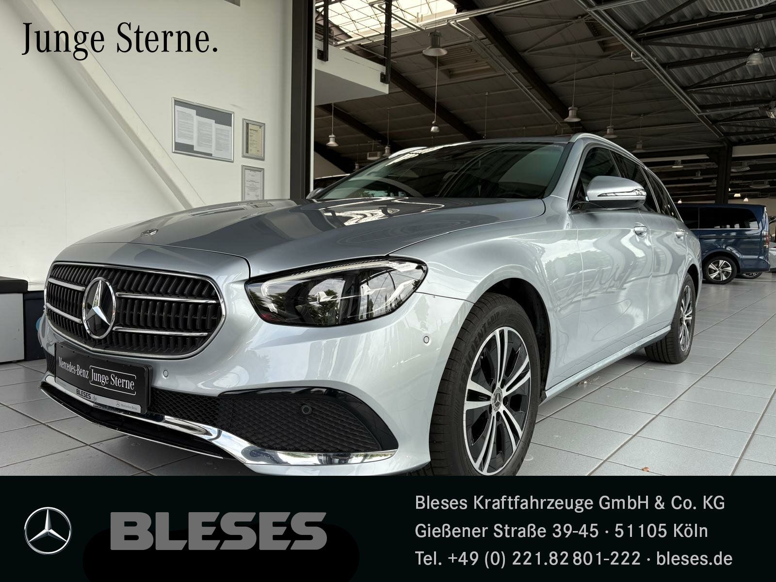 MERCEDES-BENZ E 220 d T AVANTGARDE+MBUX Prem+LED+Kamera+Totwin