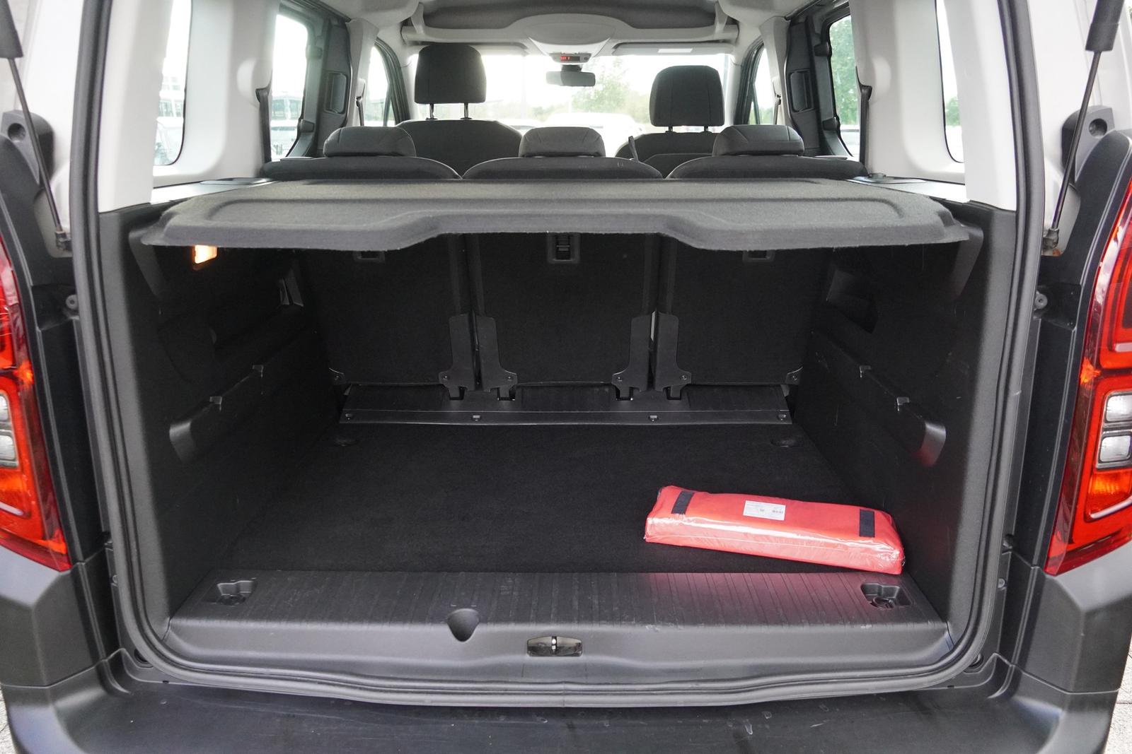 Citroën Berlingo 1.2 12V e-THP MPV Feel M AHK 360° DAB