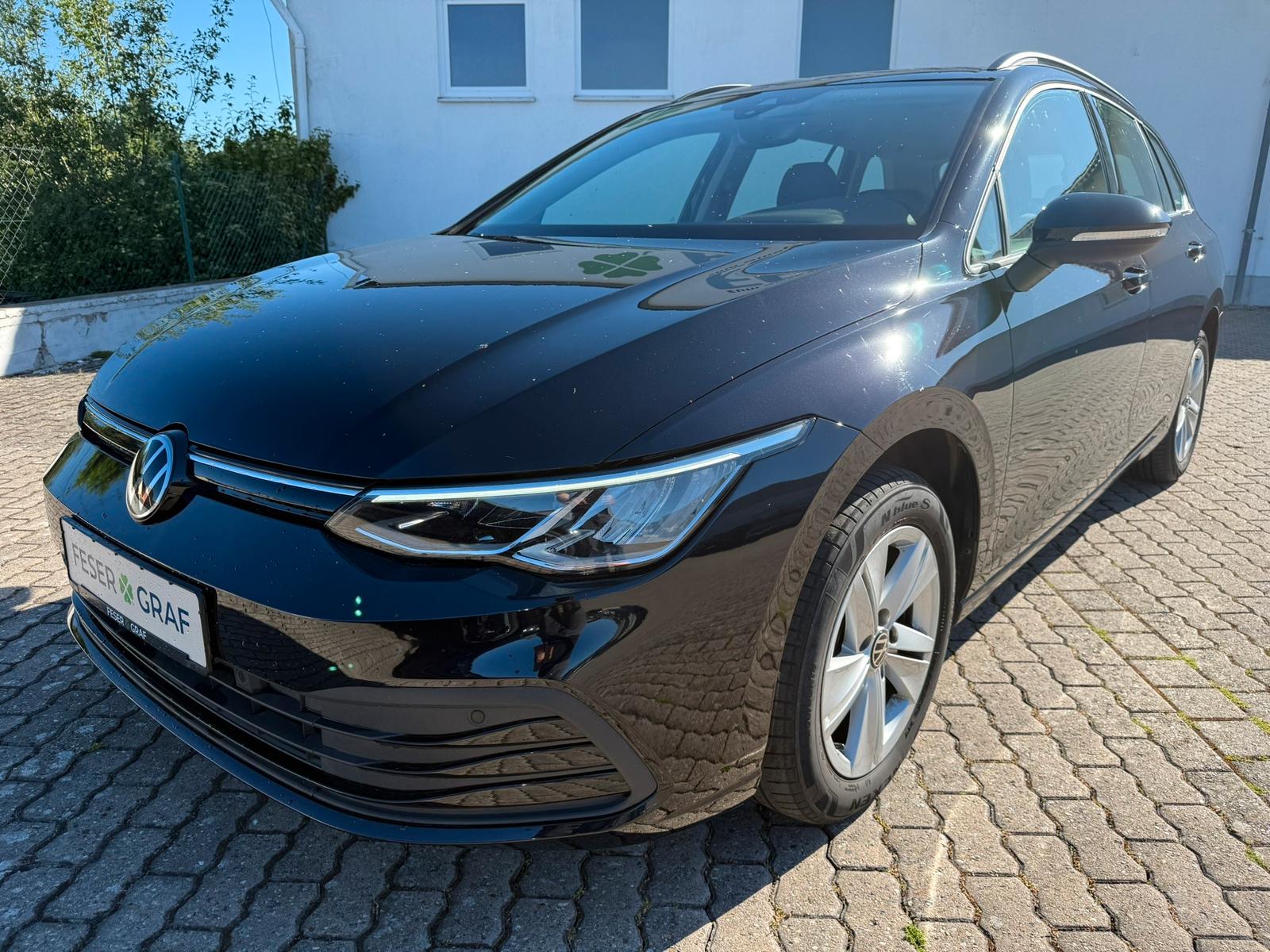 Volkswagen Golf Var. Life 2.0 TDI DSG ACC APP KAM NAVI