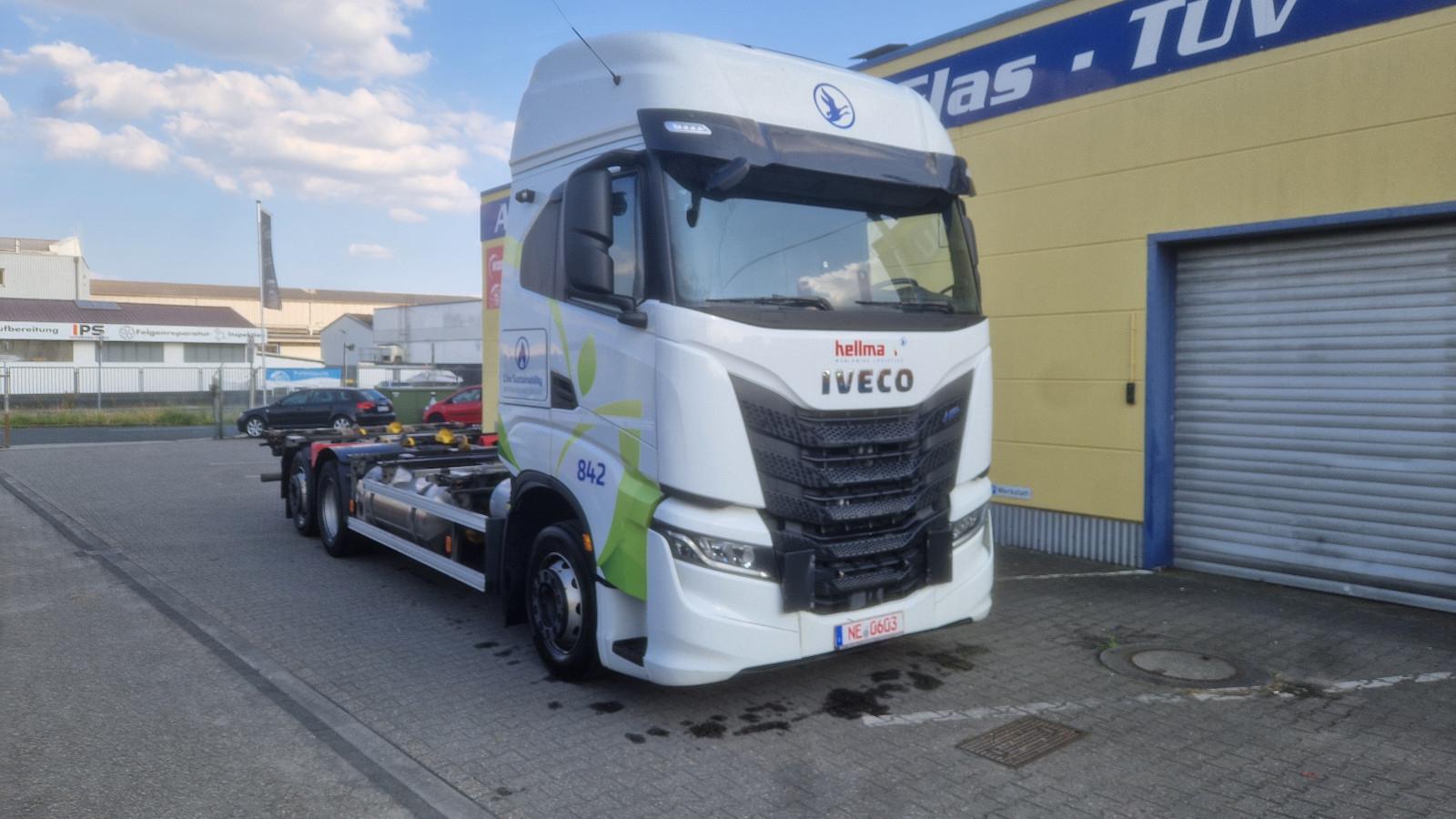 Iveco 460 S-Way, LNG,  Retarder BDF Service neu