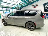 Chrysler Pacifica Limited 3,6 AWD|LEDER|S-PACK|1.HAND - Chrysler aus 2024