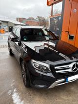 Mercedes-Benz GLC 220 d 4MATIC AHK/Standheiz./Garantie - mit Diesel-Antrieb: Schwarz, Geländewagen, Garantie