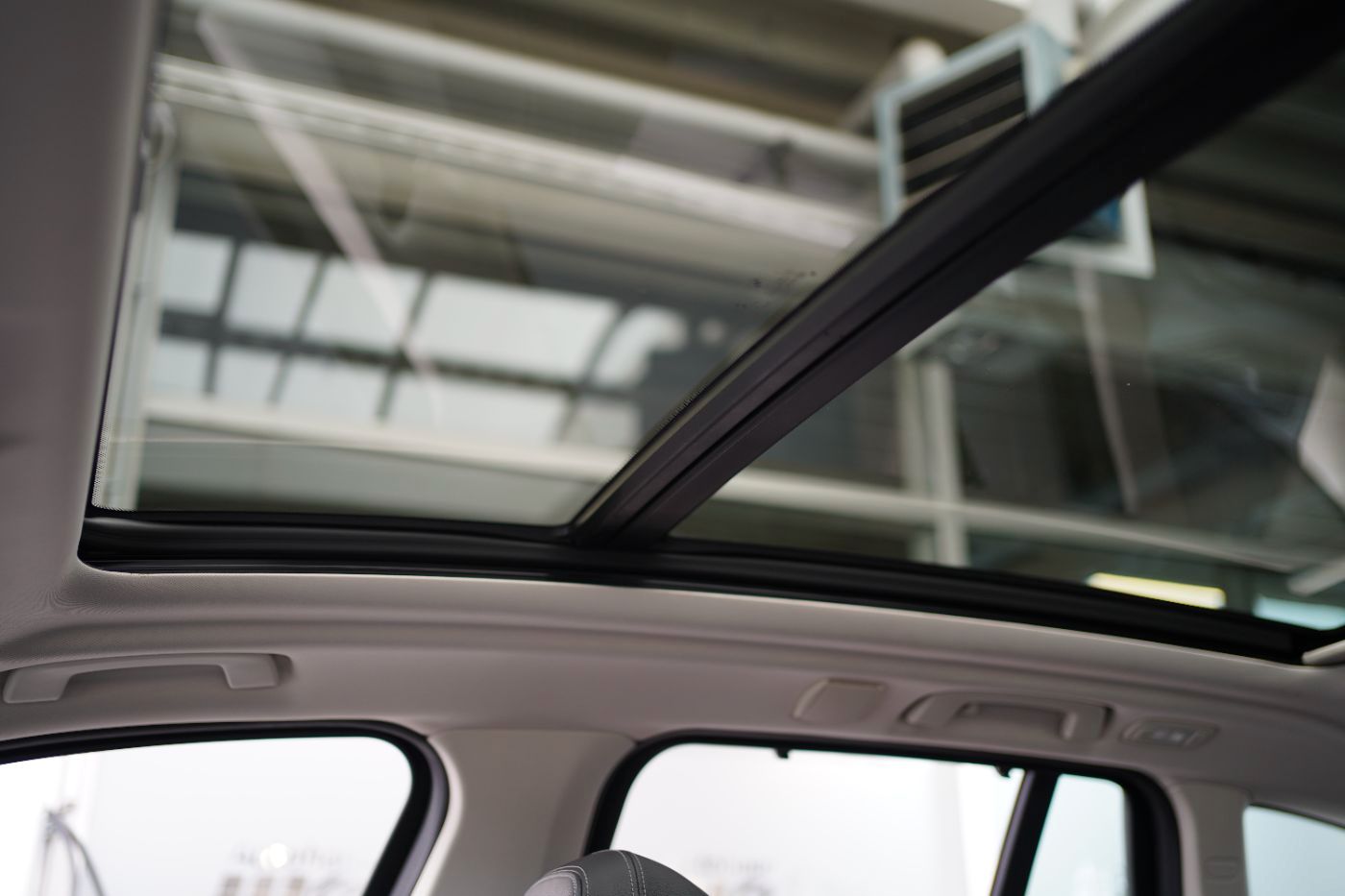 Fahrzeugabbildung BMW X3 xDrive 20d Advantage +Glasdach+HeadUp+HiFi+PD