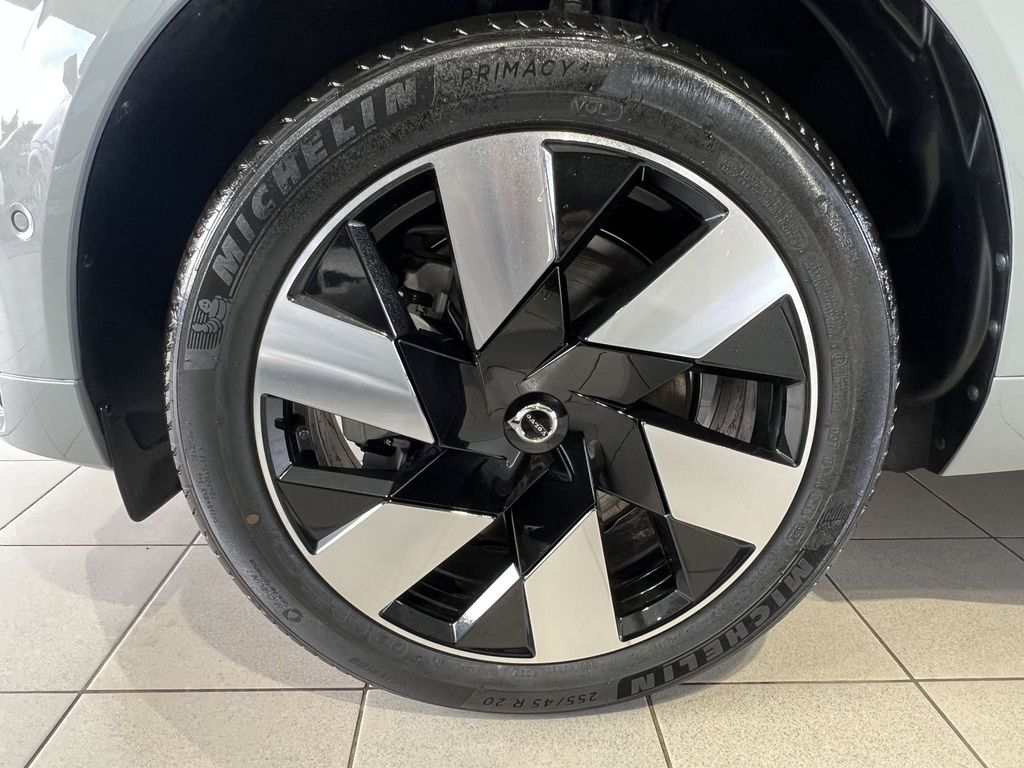 Volvo XC60 T6 Plus Dark Recharge AWD ACC BLIS AHK LED