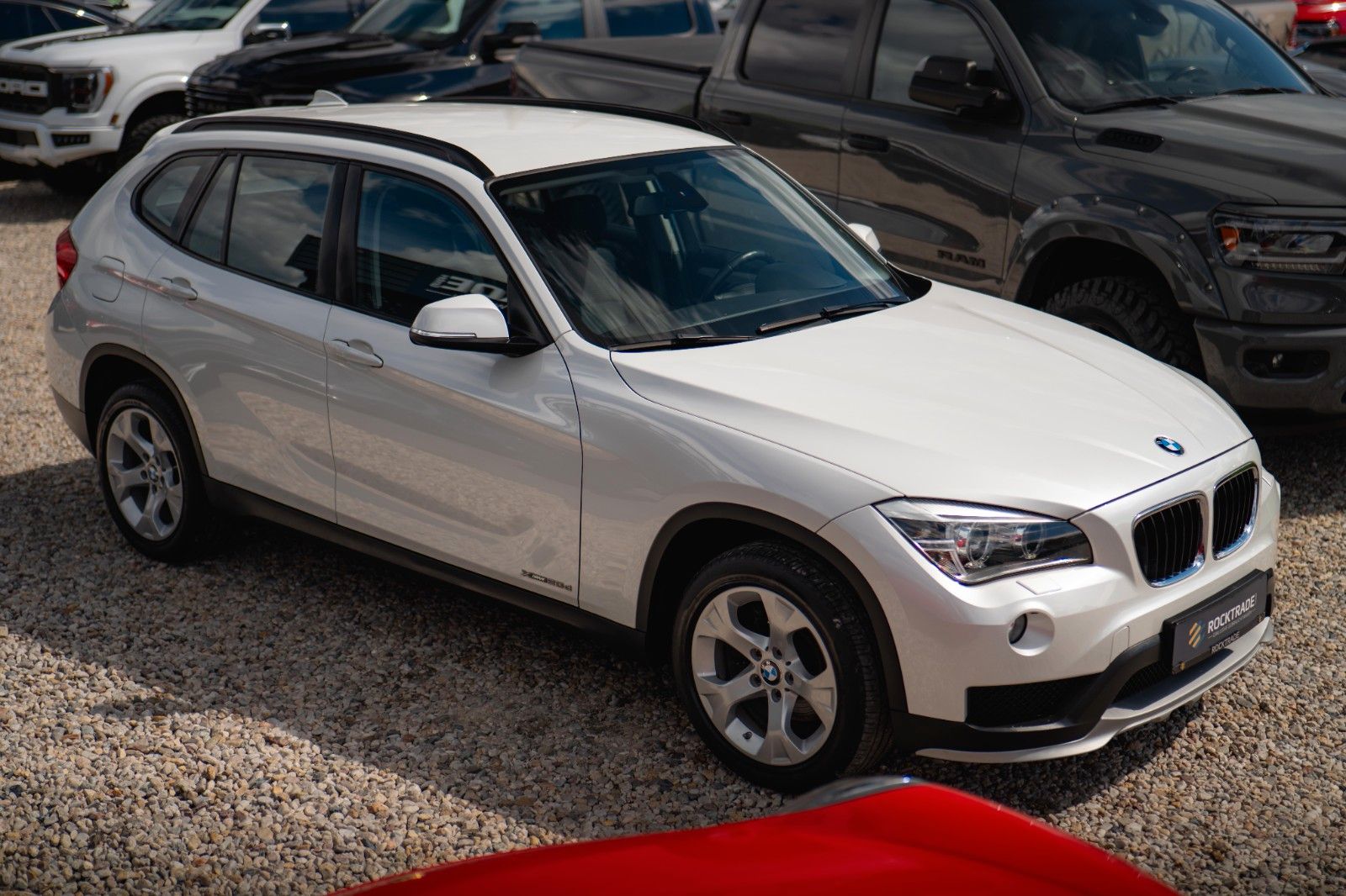 Fahrzeugabbildung BMW X1 xDrive20d Sport Line Autom. Bi-Xenon*Perlmutt