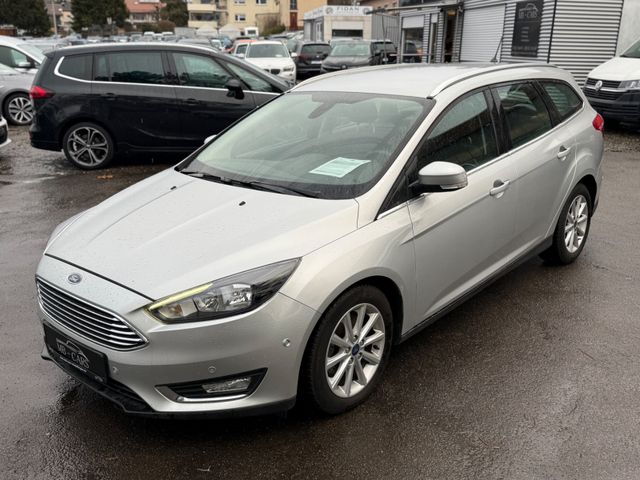 Ford Focus Turnier Titanium*AUTO*NAVI*KAM*PDC*