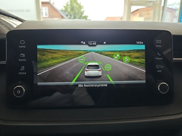 Fahrzeugabbildung SKODA Fabia 1.0 Essence KLIMA PDC LM