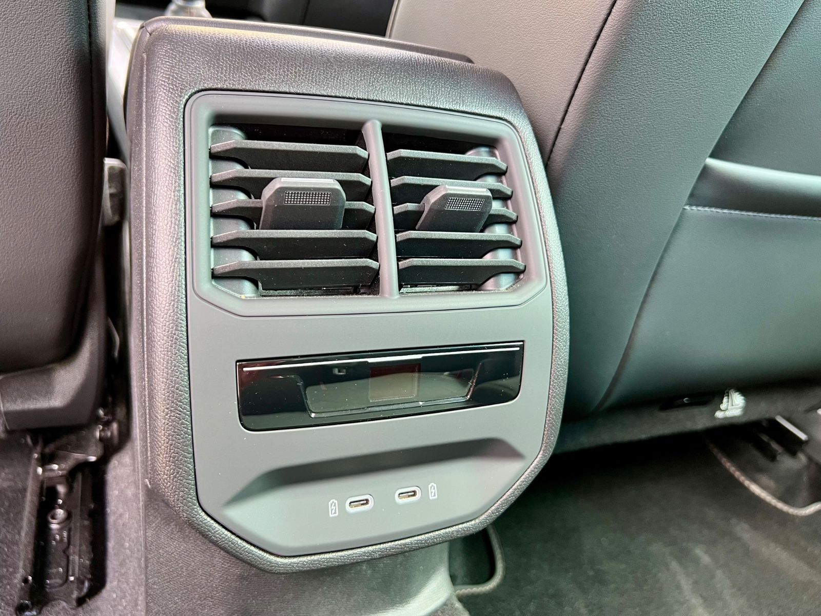 CUPRA Leon AAC LED ISOFIX L+R SENSOR