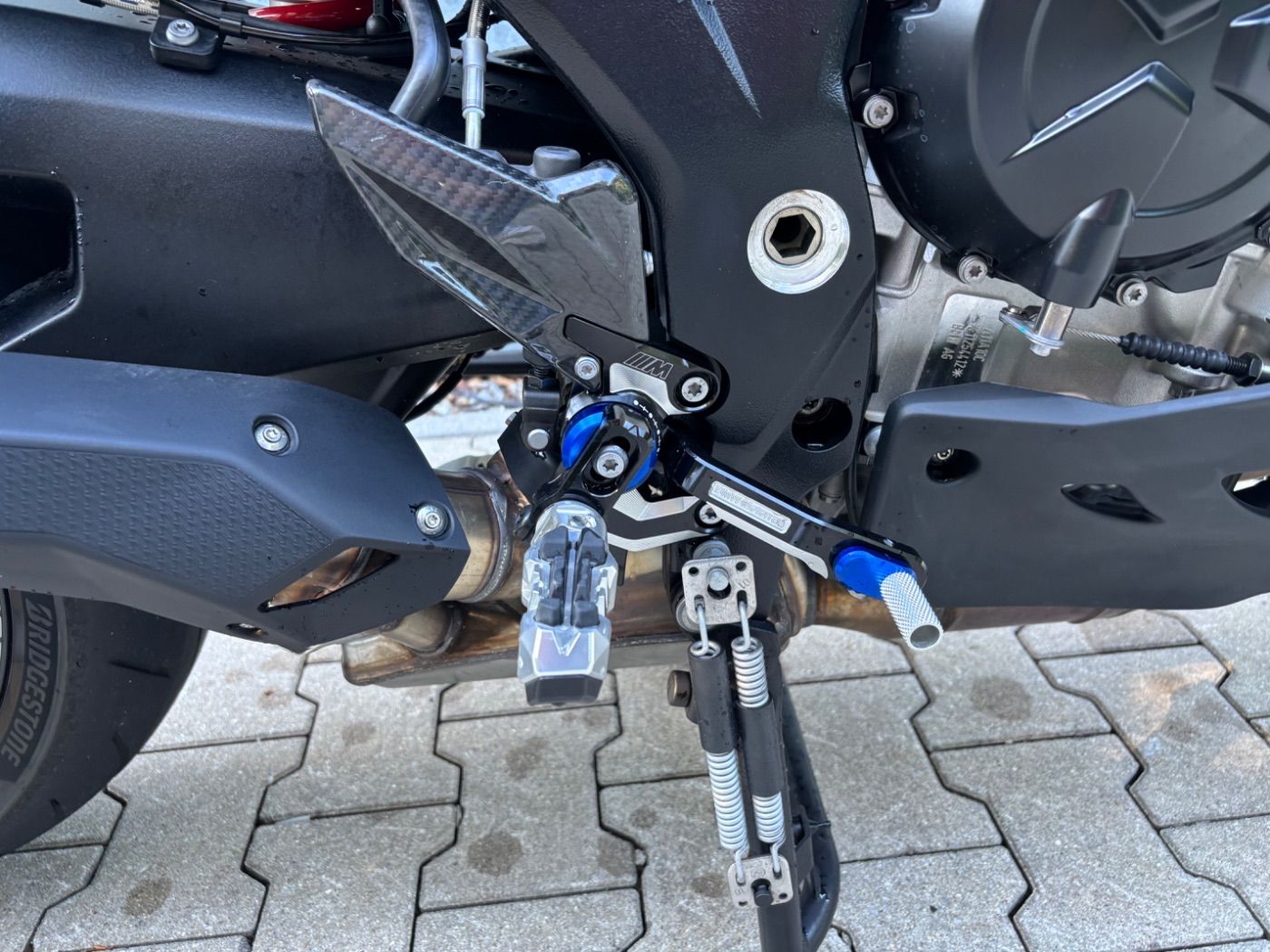Fahrzeugabbildung BMW S 1000 XR M-Paket 4 Pakete Frästeile Carbon