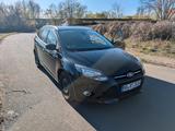 Ford Focus 1,0 EcoBoost 92kW Titanium Turnier Tit... - Ford Focus aus 2012: Ecoboost