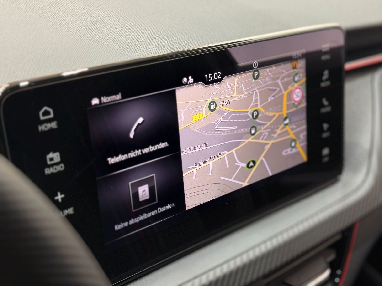 Fahrzeugabbildung SKODA Kamiq Monte Carlo / DSG / Matrix / Navi / AHK