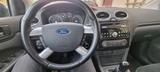 Ford Focus Ghia 1.6 Tüv 09/2026 - Ford Focus aus 2005: Ghia