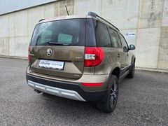 SKODA Yeti Adventure 4x4 2.0TDI 150PS AHK Xenon Mwst.