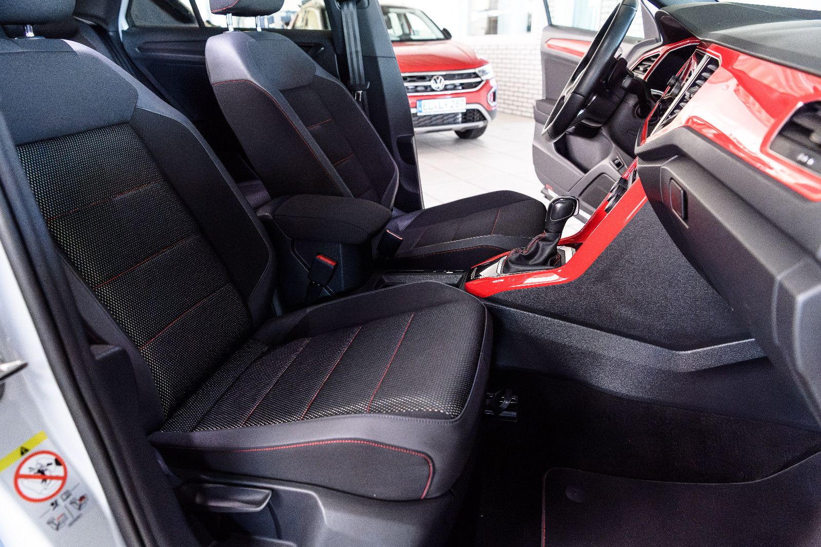 Fahrzeugabbildung Volkswagen T-Roc Sport 1.5 TSI DSG "beats" LED +STANDHZ.