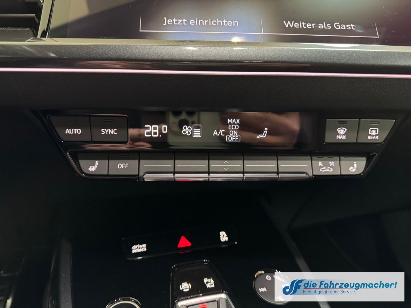 Fahrzeugabbildung Audi Q4 e-tron Sportback 40 Sportpaket AHK-klappbar N