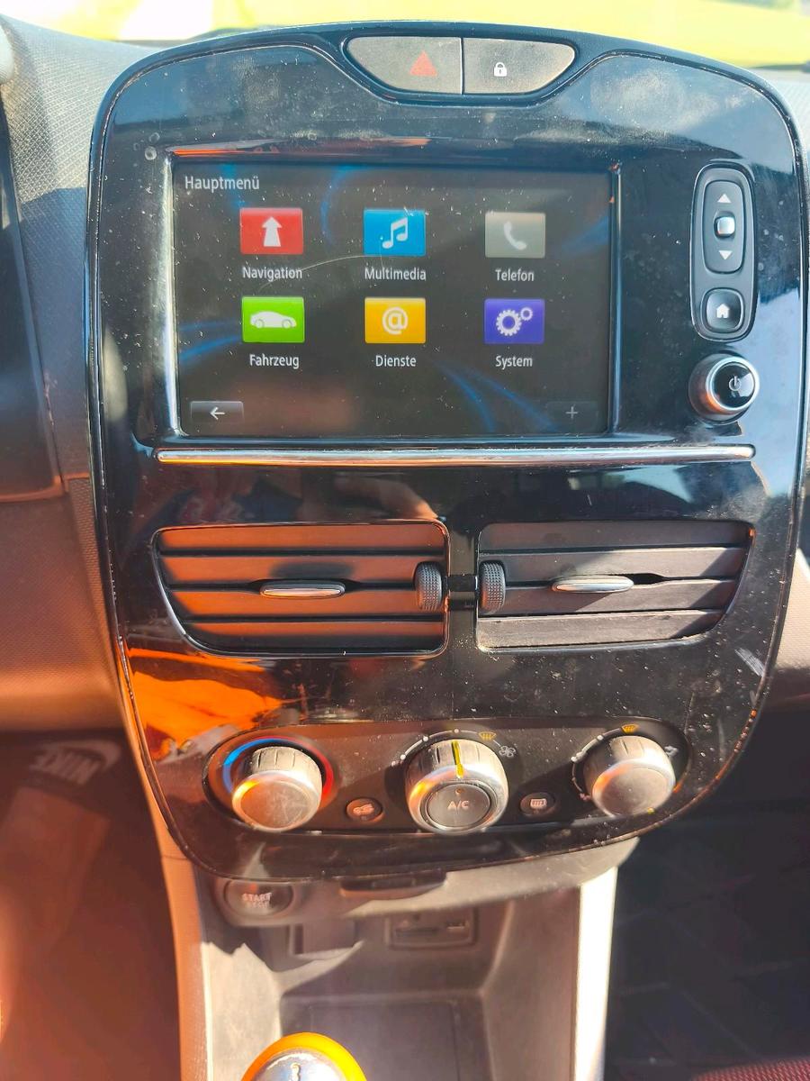 Renault Clio 2015 — photo 5