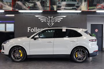 Porsche Cayenne - 9