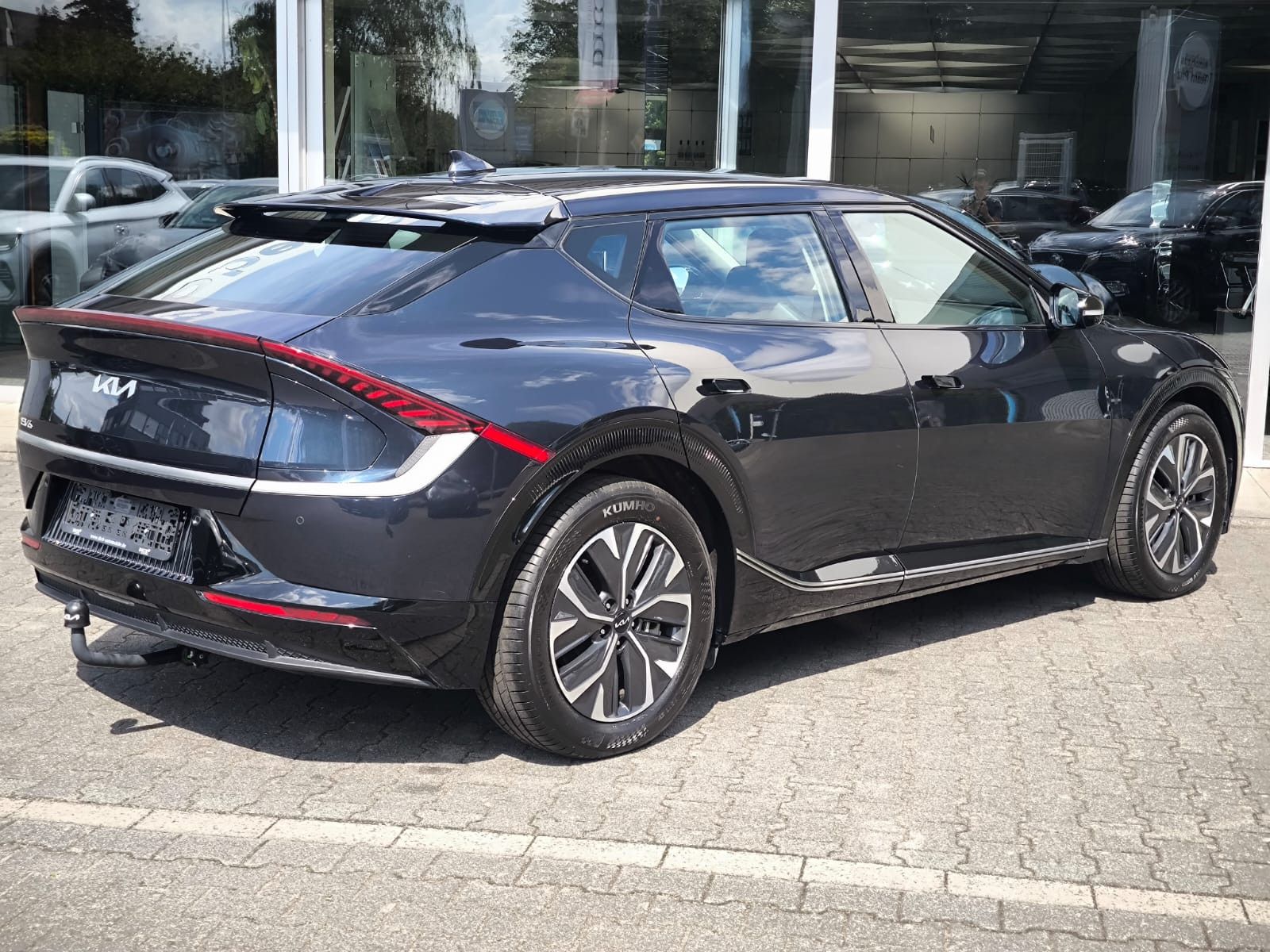 Fahrzeugabbildung Kia EV6 2WD NAVI+LED+SHZ+KAMERA+DAB+ACC+19"