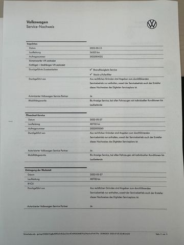 Volkswagen Golf VIII Lim. Life *FAHRSCHULAUTO*LED*AHK*ACC*