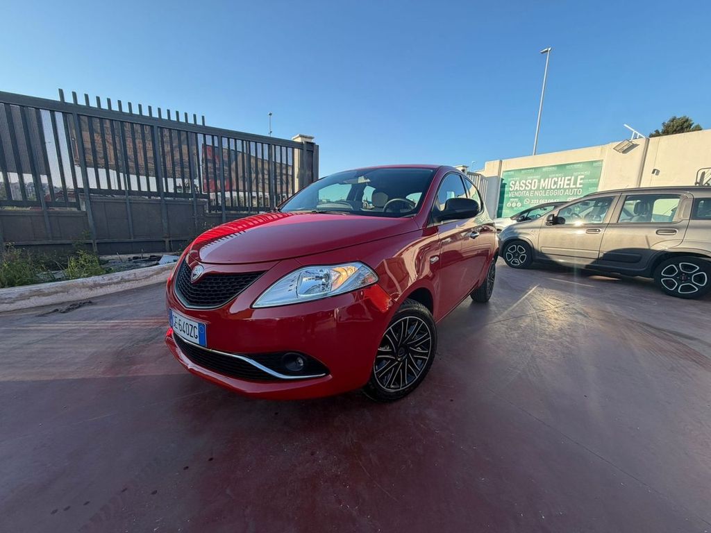 Image of Lancia Ypsilon