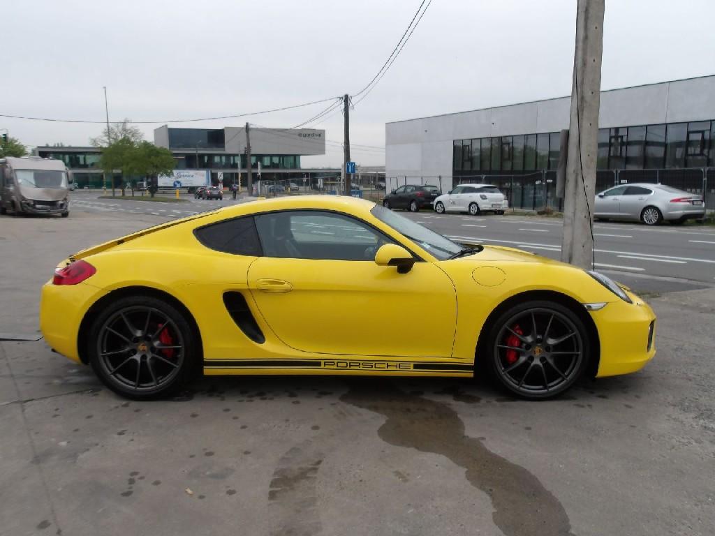 Porsche Cayman S