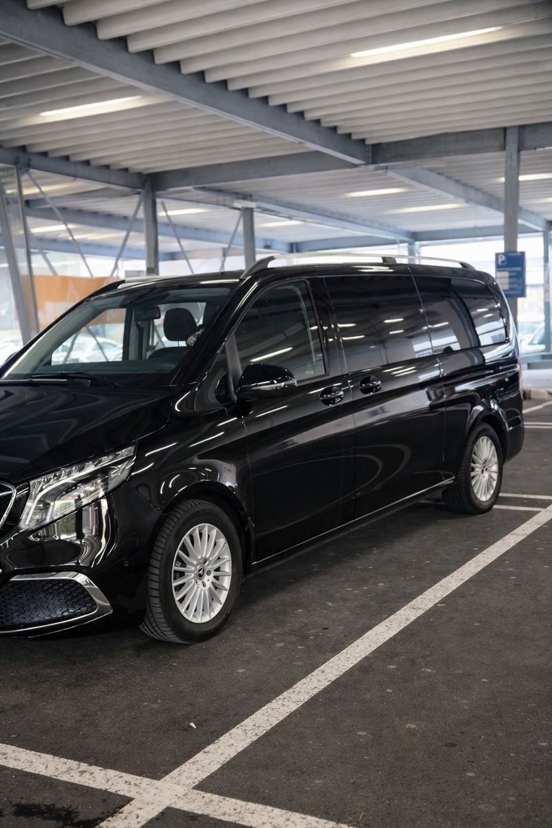 MERCEDES-BENZ V 300 d Aut. AVA. ED. extralang 360°Kam.STHZG 