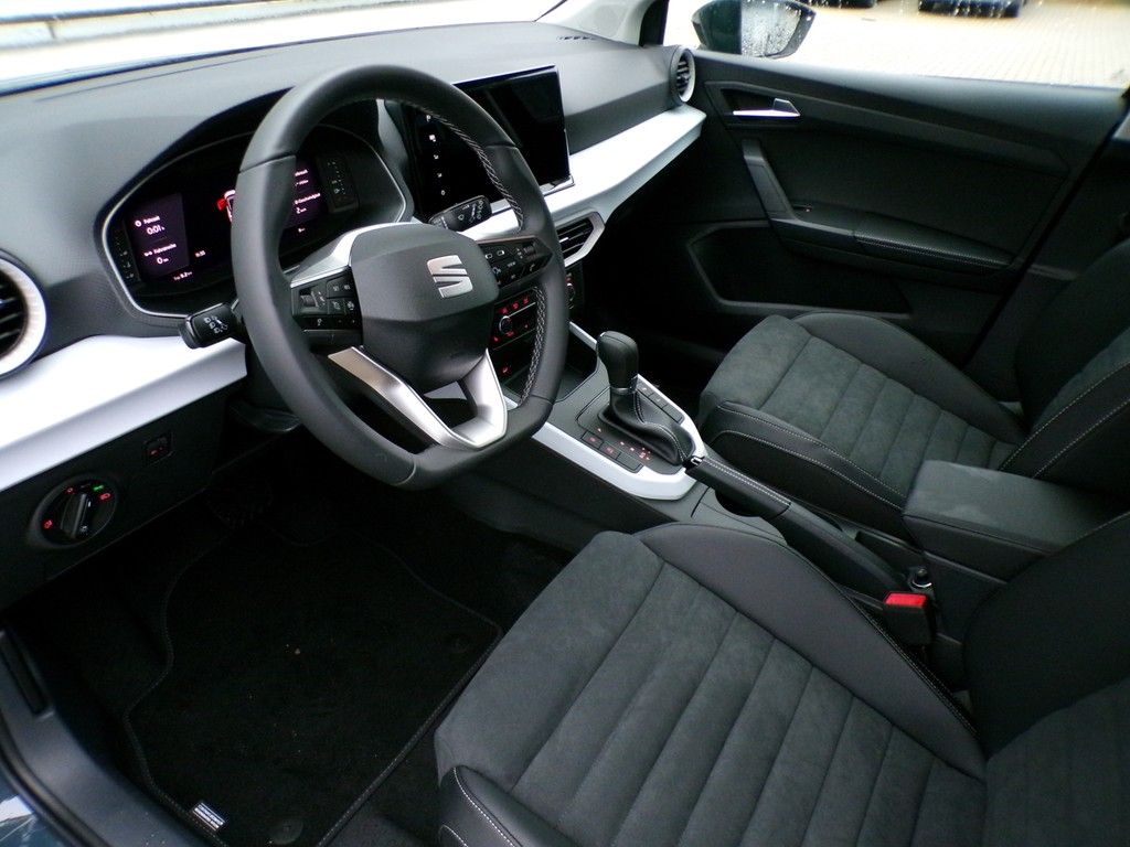 Fahrzeugabbildung SEAT ARONA 1,0 TSI Road Edition