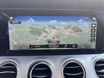 Mercedes E 220 - 11