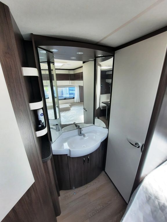 Fahrzeugabbildung Hobby Prestige 720 UKFe Verfüg./Sparen Sie 5.903,- €
