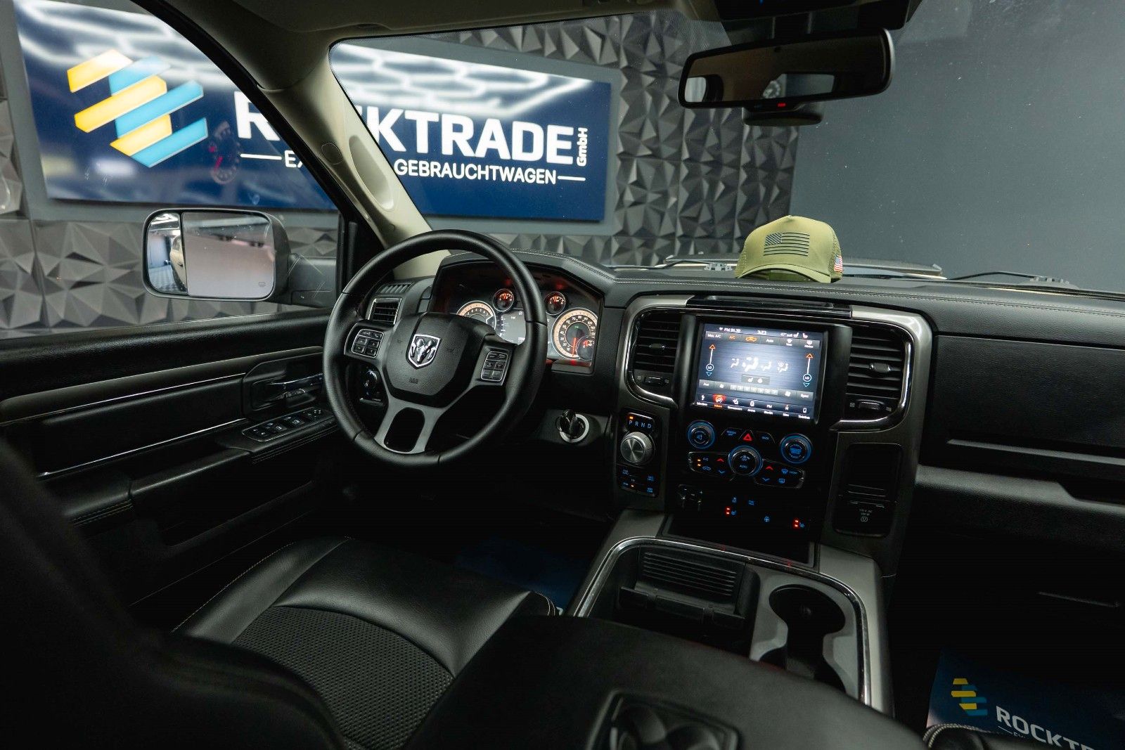 Fahrzeugabbildung Dodge RAM 5.7 V8 HEMI 4x4 RAPTOR LONGBED HARDTOP LED