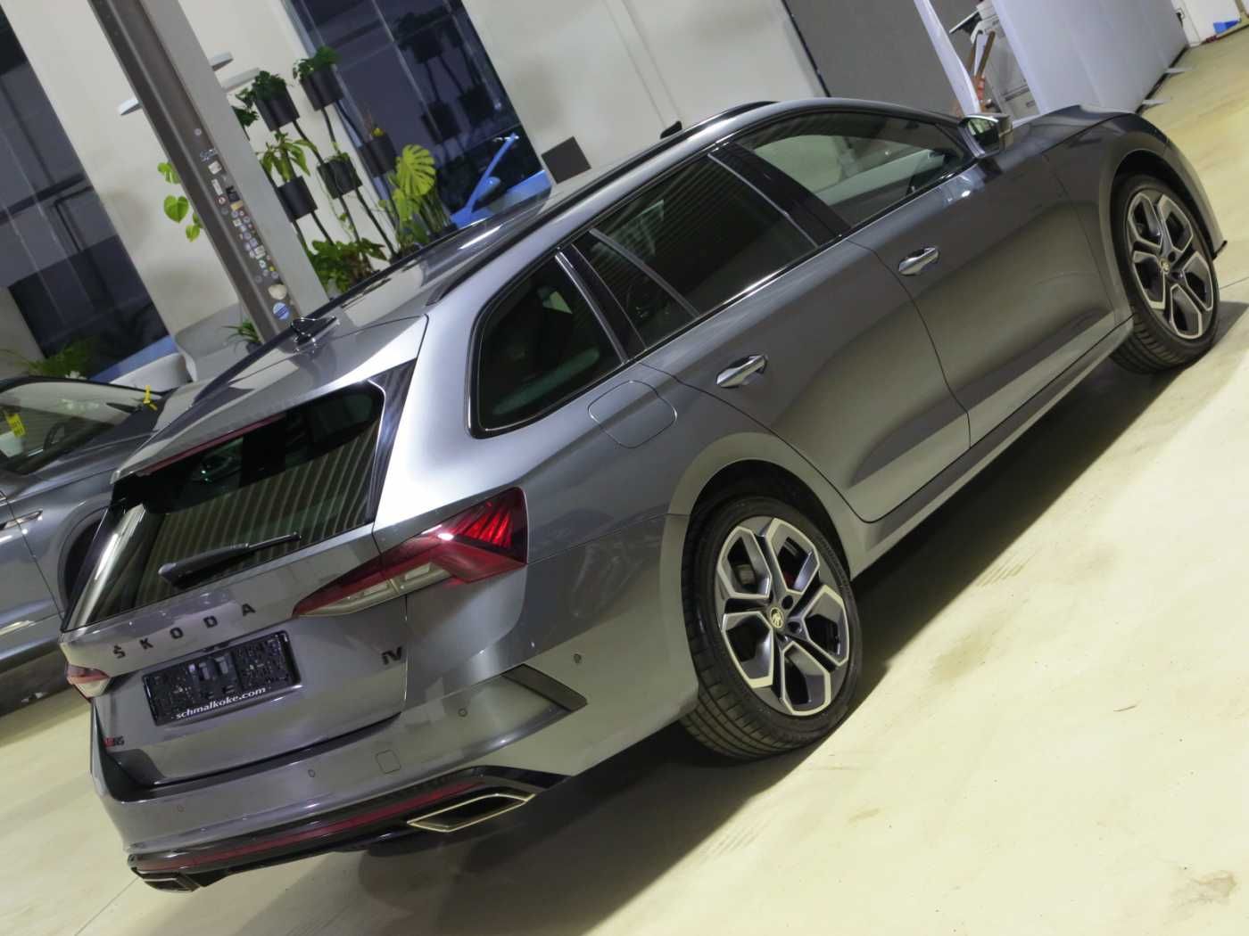Skoda Octavia Combi 1.4 TSI iV DSG RS Navi Stdhzg LM19 imagem 3