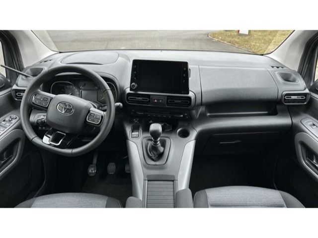 Fahrzeugabbildung Crosscamp Lite Toyota S Navi Mehrzonenklima DAB SHZ Keyles