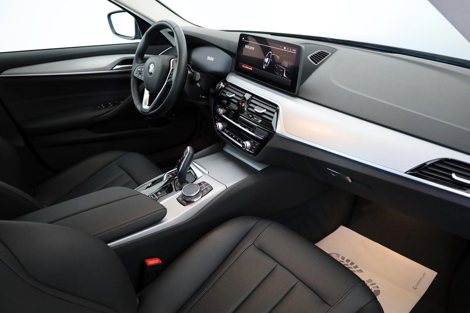 Fahrzeugabbildung BMW 520 d xDrive,Leder,Navi,LED,SH,Kamera, SR+WR