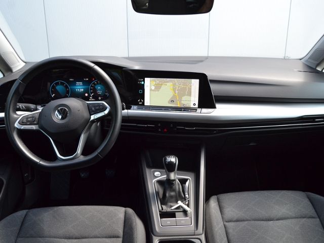 Golf VIII Variant 2.0 TDI Life LED/NAVI+VZE/BUSI