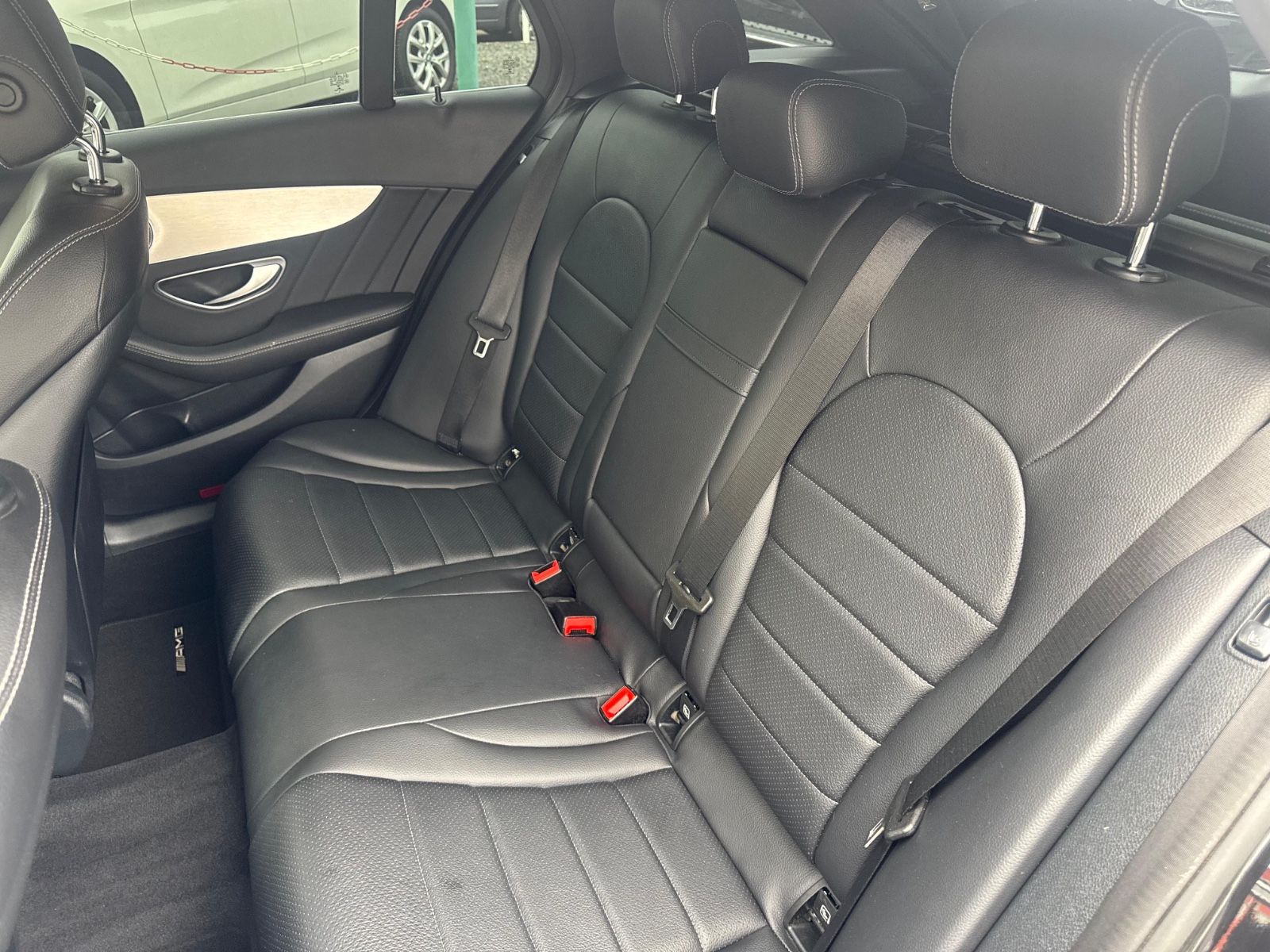 Fahrzeugabbildung Mercedes-Benz C 180 T AMG LINE BURMESTER AHK KAMERA LED