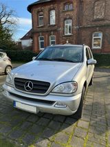 Mercedes-Benz ML 270 CDI 2. Hand Garagenfahrzeug nur 76000km - Mercedes-Benz ML 270: Ml270cdi