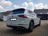 Volkswagen Tiguan Allspace 2.0 R-line TSI OPF 162kW DSG 4MO - Volkswagen Tiguan Allspace in Freiburg