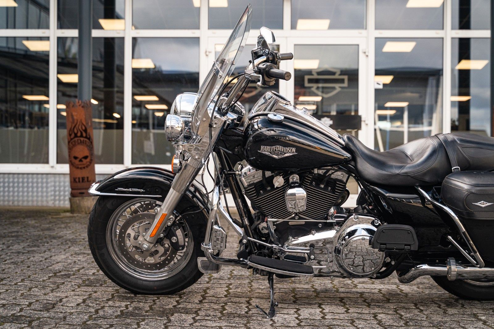 Fahrzeugabbildung Harley-Davidson FLHRC Road King Classic 103 CUI - PENZL  AUSPUFF