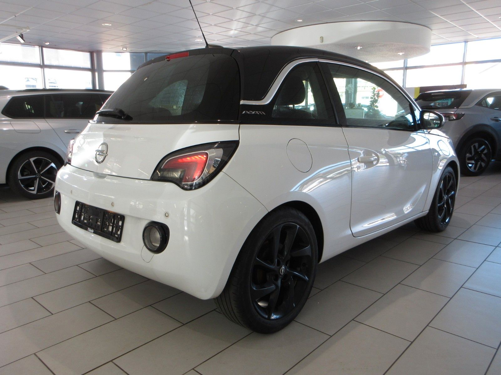 Fahrzeugabbildung Opel Adam Slam 1.0T SHZ/LHZ/LED/ALU17"