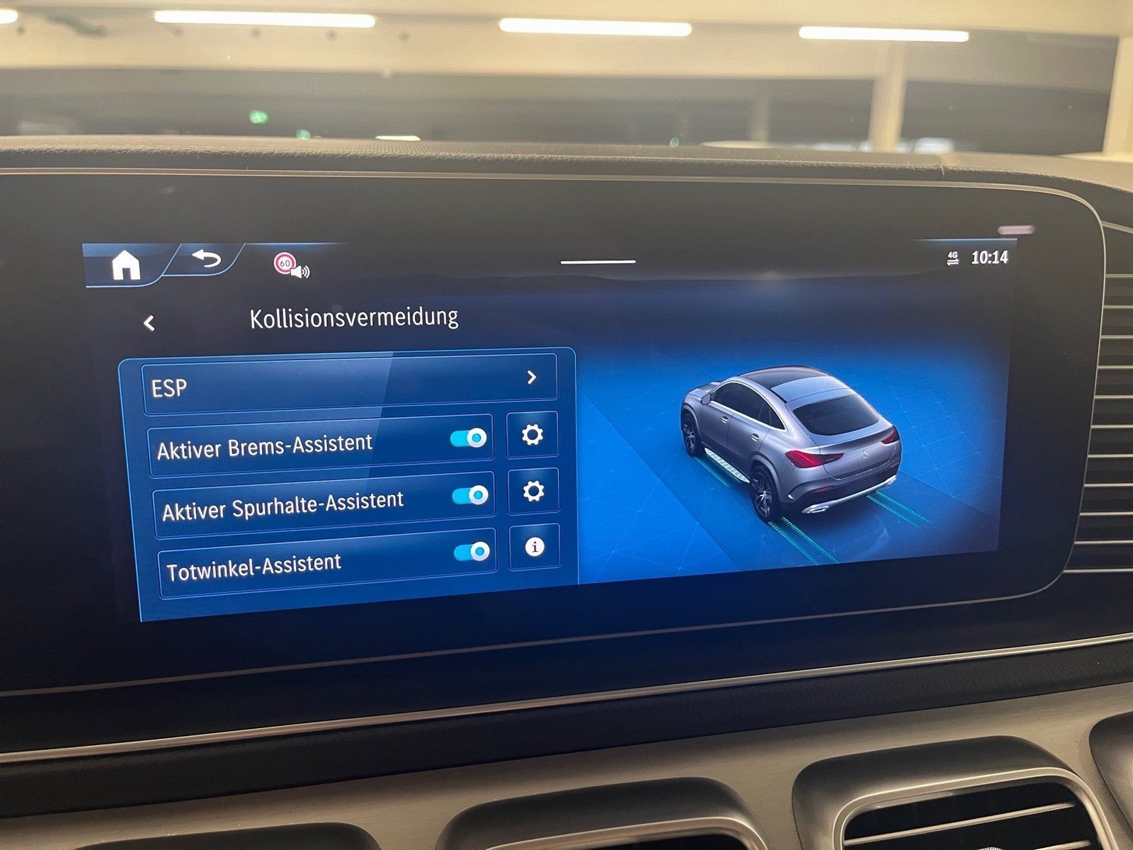 Fahrzeugabbildung Mercedes-Benz GLE 350 de 4M AMG Coupé*Pano*Totwin*AIRMATIC*360