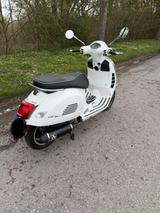 Vespa GTS 300 - VESPA GTS