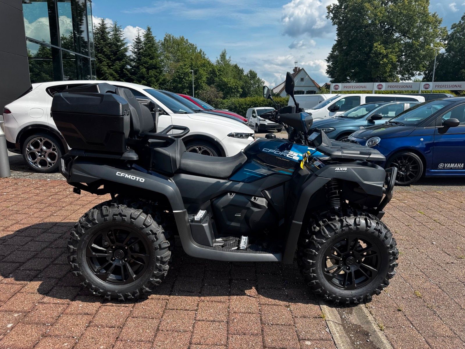 Fahrzeugabbildung CFMOTO CFORCE 625 Touring 4X4 KOFFER AHK USB SEILWINDE