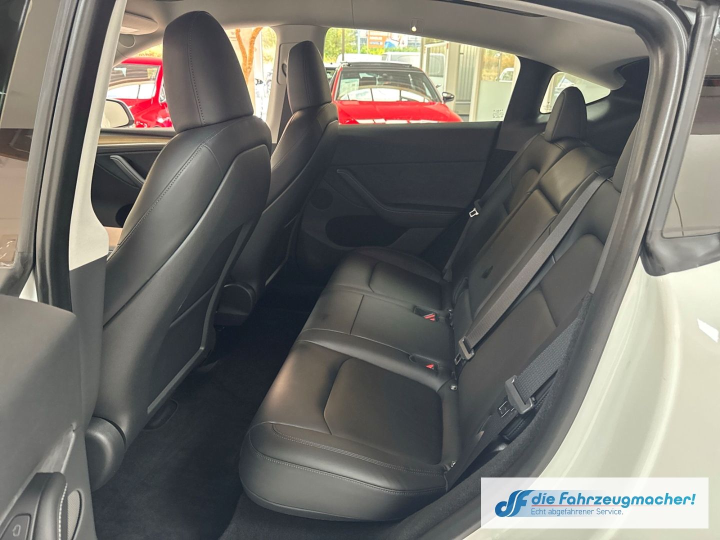 Fahrzeugabbildung Tesla Model Y RWD Panorama Navi Soundsystem LED ACC WL