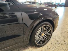 Fahrzeugabbildung Porsche Cayenne Coupe *SPORT-CHRONO* (18WG/PANO/SOFT/MA