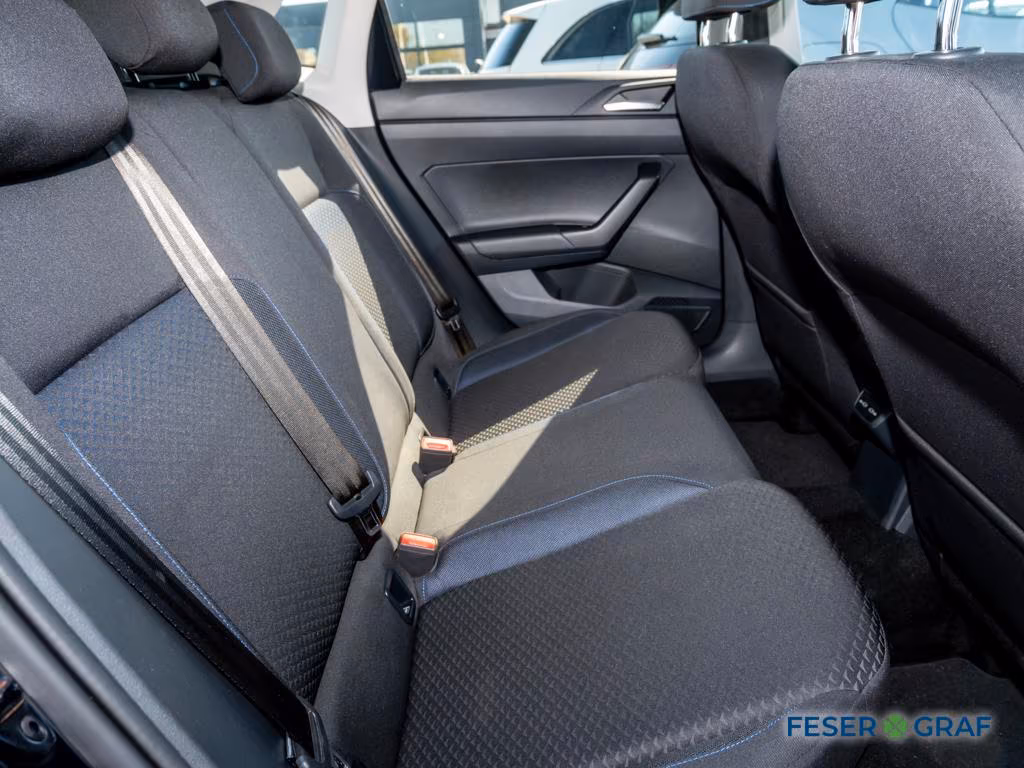 Volkswagen Polo 1,0TSI Navi/PDC+/SHZ/DAB+/CarPlay, миниатюра 7