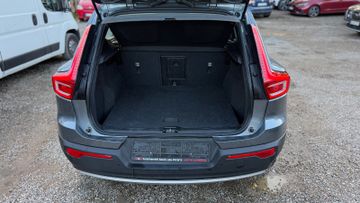 Volvo XC40 - 11