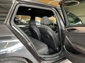 MYAUTOCENTER – Gebraucht- und Jahreswagen mit Werkstattservice in Pfaffenhofen BMW 520 *Navi*ACC*NAVI*LED*KAM*CARPLAY*