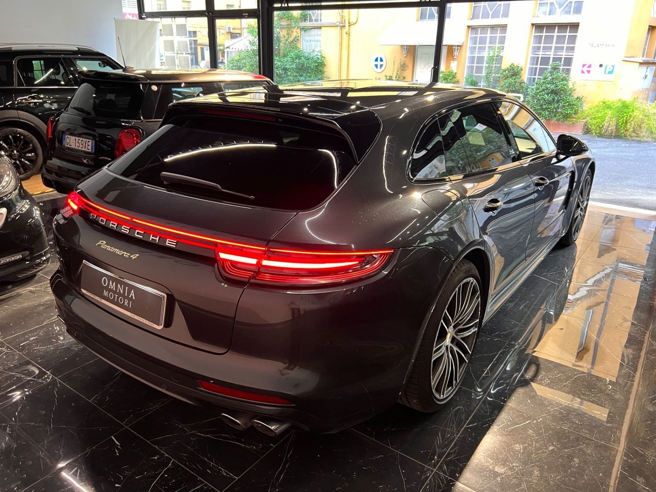 Porsche Panamera 2.9 4 E-Hybrid Sport Turismo -  imagem 2