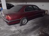 BMW 750i 12 Zylinder - BMW 750 aus 1995