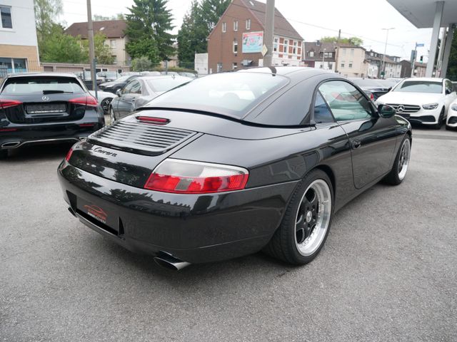 996